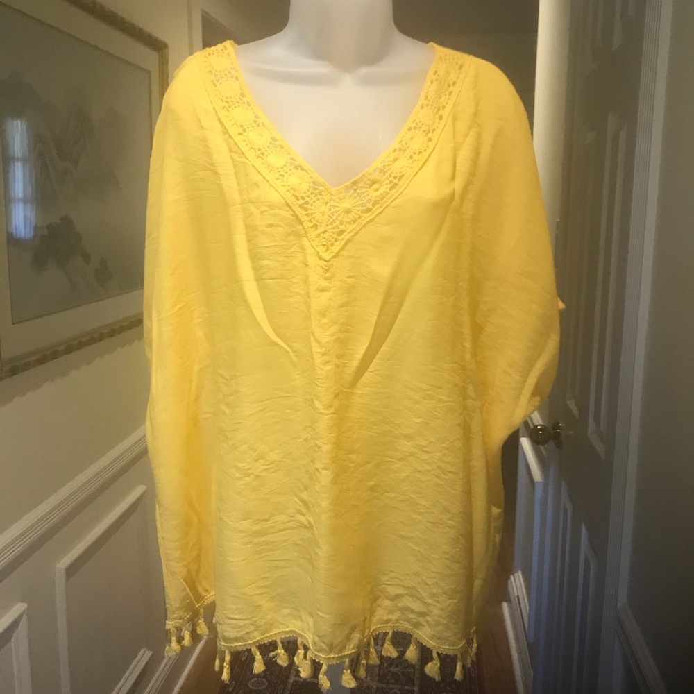 NWOT Unique Spectrum - Lady lovely yellow top, Size: 2X